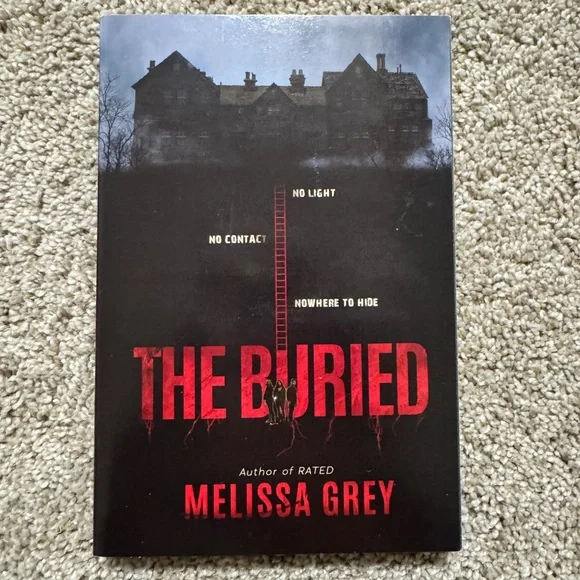The Buried by Melissa Grey paperback book - Picture 1 of 2